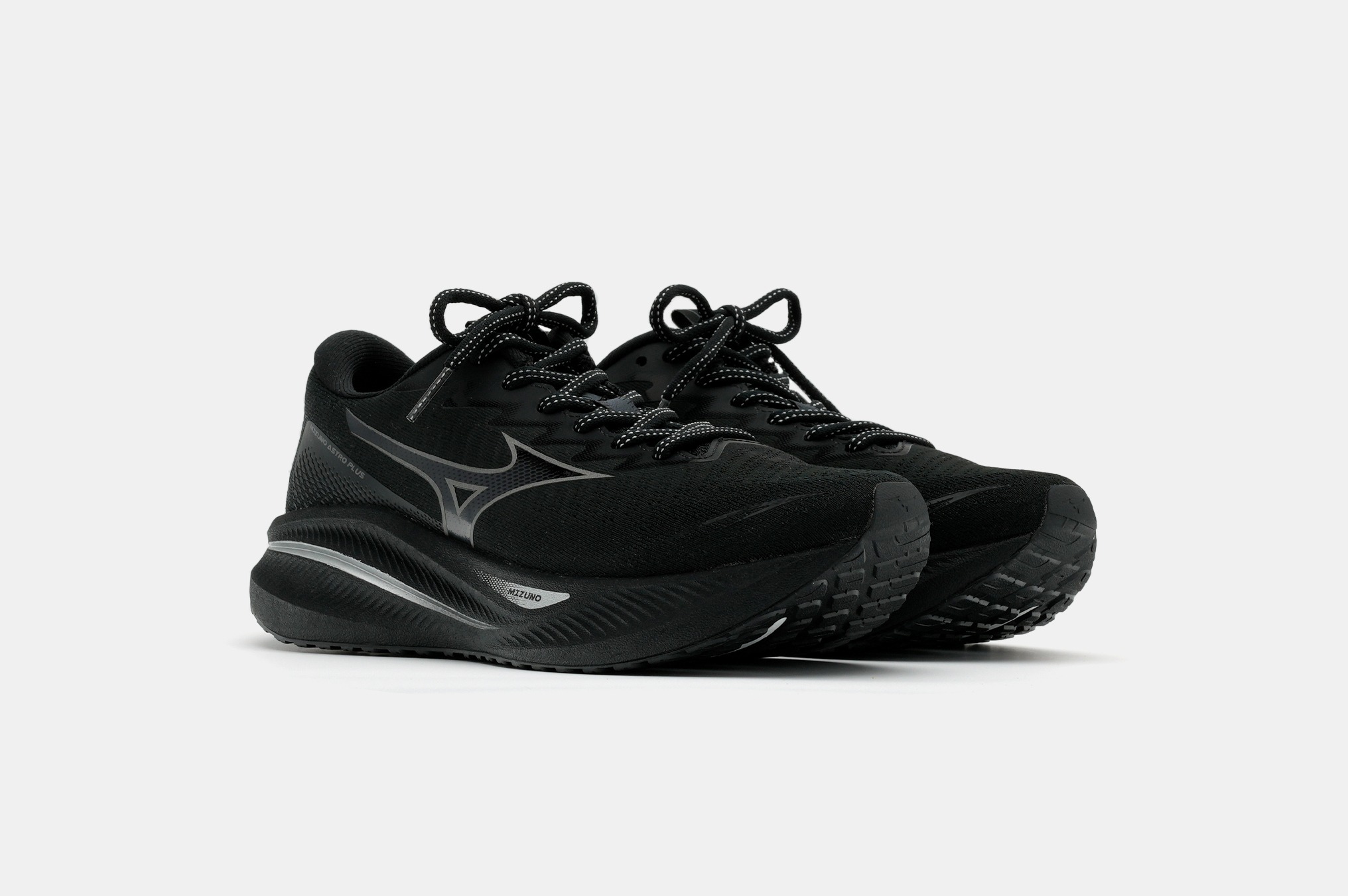 Mizuno Astro Plus