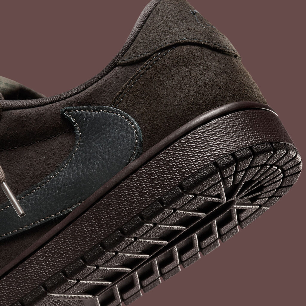 travis-scott-velvet-sneakers-10.jpeg