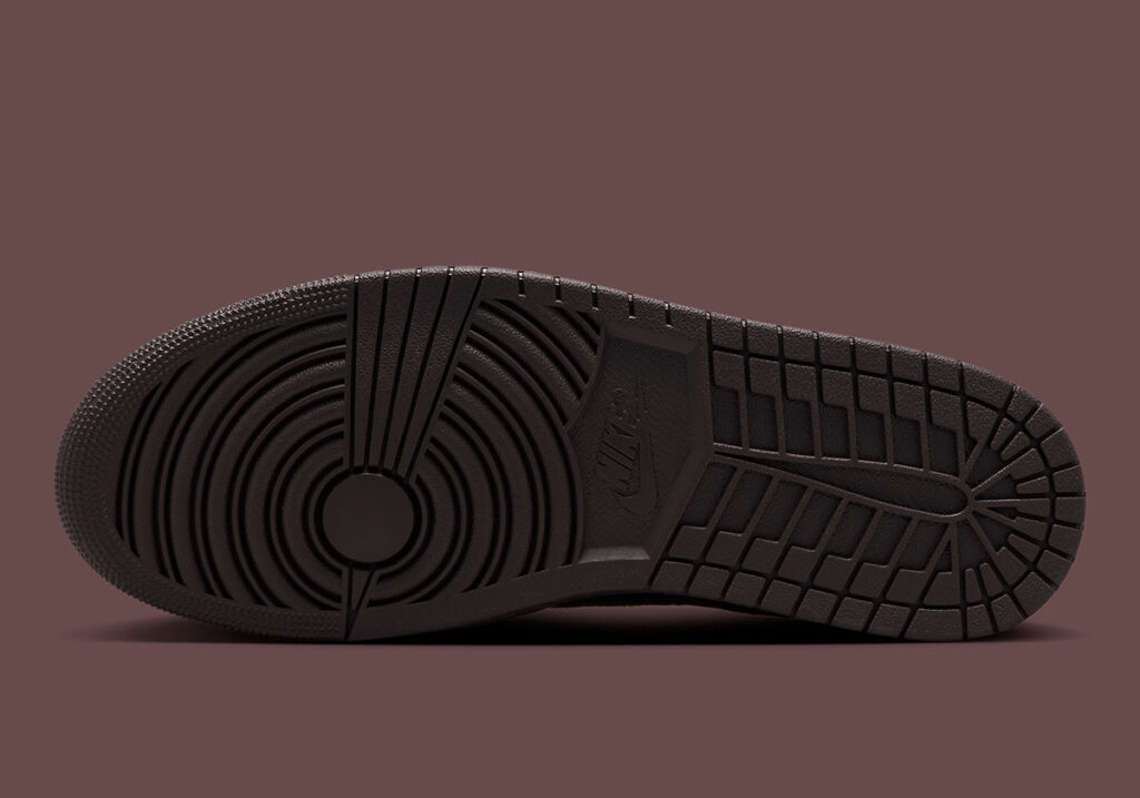 travis-scott-velvet-sneakers-7.jpeg